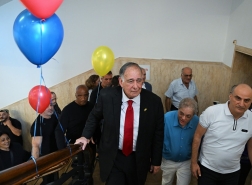يونا ياهف يعود إلى مكتب رئيس البلدية