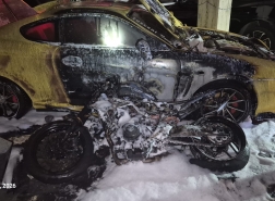 حيفا: طواقم الإطفاء تسيطر على حريق شبّ في مركبة ودراجة نارية بشارع خوري