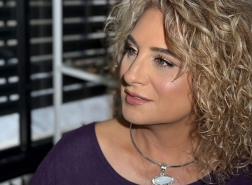 الجسد والمدينة في شعر ليليان بشارة منصور حين تتحوّل الطبيعة إلى لغةٍ للحب والذاكرة