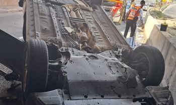 انقلاب مركبة جراء صفارات الإنذار