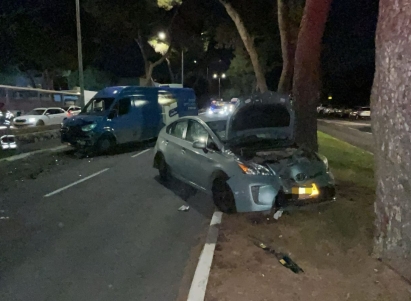 حادث سير بين مركبة خاصة هجينة ومركبة تجارية مساء اليوم في حيفا