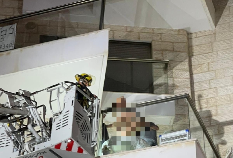 اندلاع حريقا في ساعات الفجر بعمارة سكنية في حيفا