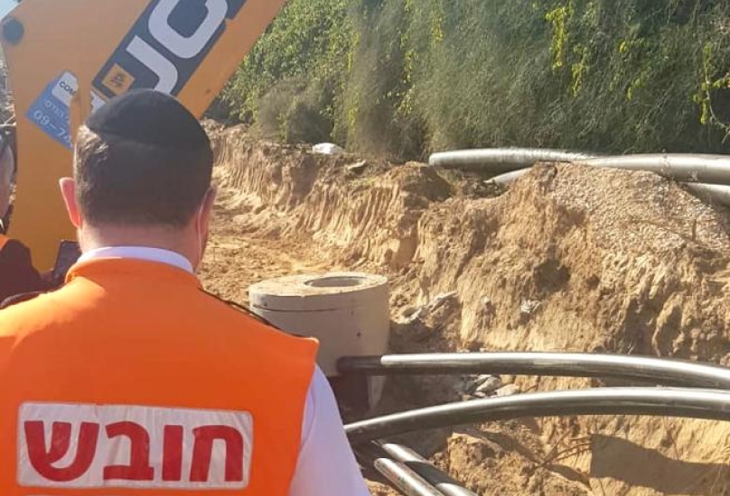 حيفا: إصابة عامل من أنبوب خلال عمله بالبنى التحتية