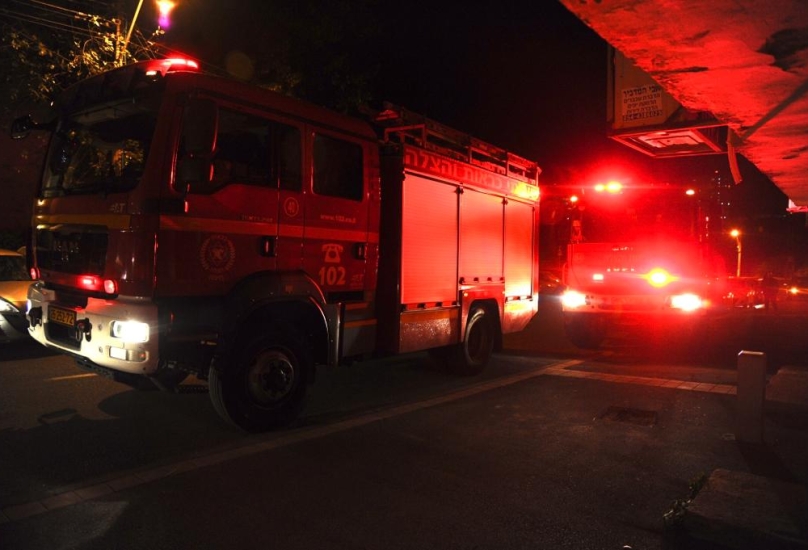 حيفا: عائلة تنجو من حريق بعد اندلاع النيران بشقة بسبب مدفأة حمام