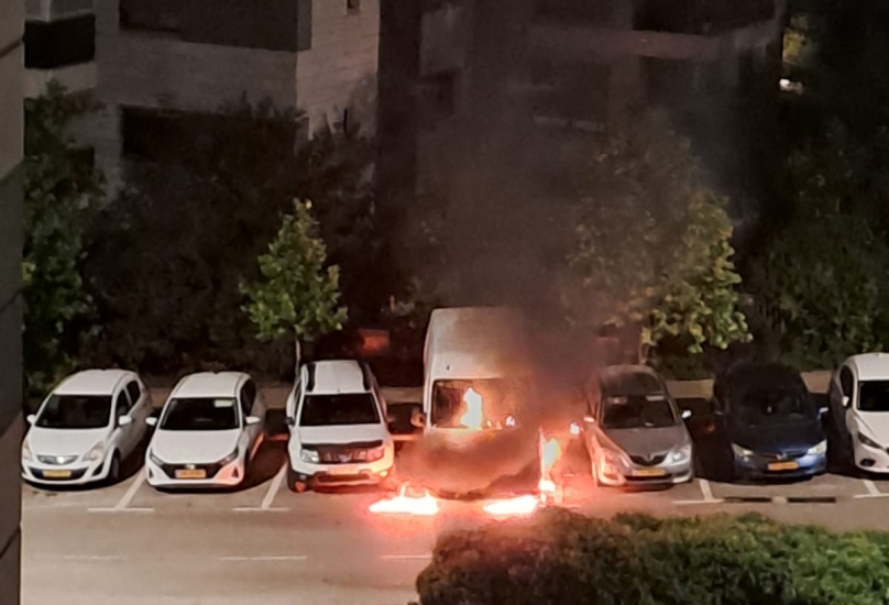 حيفا:حريق في سيارة فجر اليوم الجمعة